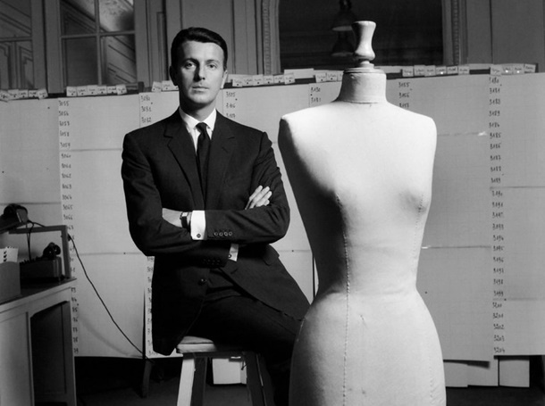 Bir Hubert de Givenchy Geçti Moda Dünyasından 